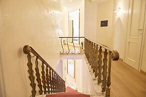 Milan Retreats Porta Romana