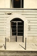 Milan Retreats Porta Romana