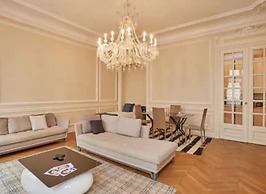 Glamorous Apartment excellent location