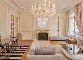 Glamorous Apartment excellent location