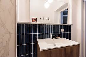Poliziano Apartment by Mmega
