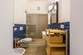 Poliziano Apartment by Mmega