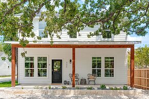 Luxury Escape at The Noir: 3br, Hot Tub, & Steps From Main St!