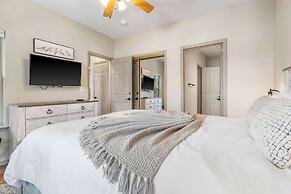 Glorious Relaxation - Golf Course Views