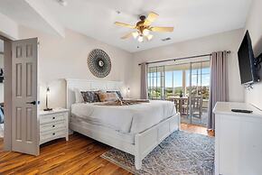 Glorious Relaxation - Golf Course Views