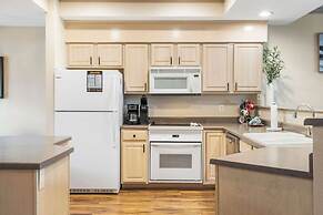 Glorious Relaxation - Golf Course Views