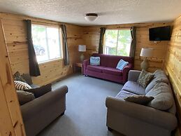 Lincolnwood Cabin 2