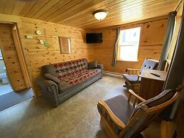 Lincolnwood Cabin 3