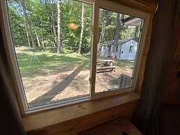 Lincolnwood Cabin 3