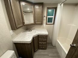Lincolnwood Tiny House 12