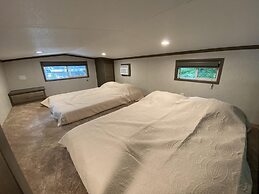 Lincolnwood Tiny House 12