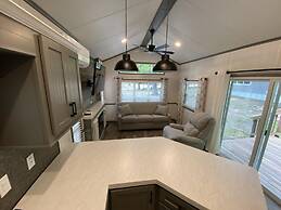 Lincolnwood Tiny House 13