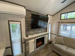 Lincolnwood Tiny House 13