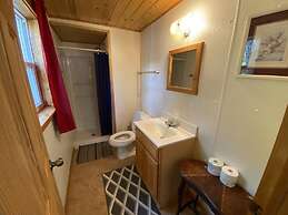 Lincolnwood Cabin 1