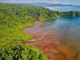 Ocean Forest Ecolodge Retreat