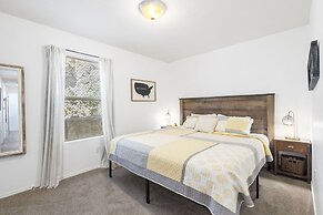 Rustic Retreat Your Own Private Retreat in the Heart of Branson!