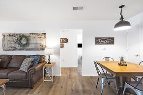 Rustic Retreat Your Own Private Retreat in the Heart of Branson!