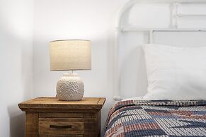 Rustic Retreat Your Own Private Retreat in the Heart of Branson!