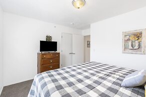 Rustic Retreat Your Own Private Retreat in the Heart of Branson!