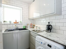 63 The Waterside Holiday Park