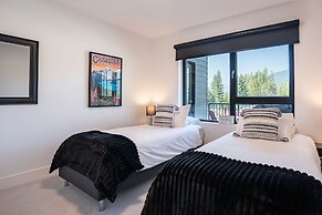 Alpine Haven by Revelstoke Vacations
