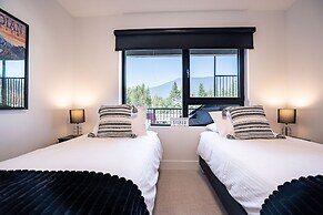 Alpine Haven by Revelstoke Vacations