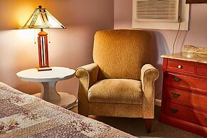 The Governor's Rock Motel DF ROCKLLC