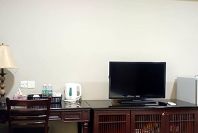 Alpine LXPD Full Seaview Water Chalet