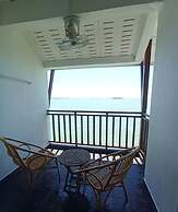 Alpine LXPD Full Seaview Water Chalet