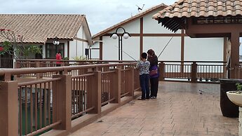 Alpine LXPD Full Seaview Water Chalet