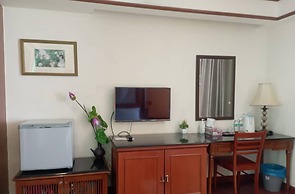 Alpine LXPD Full Seaview Water Chalet