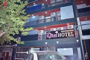 Qotel Hotel Rama Rohini Sector 24