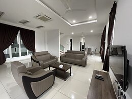 Alpine PD Taman Kiara 2 Homestay