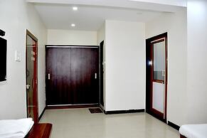 Hotel Adarsh