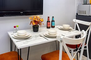 APOLLO HOTEL & APARTMENTS