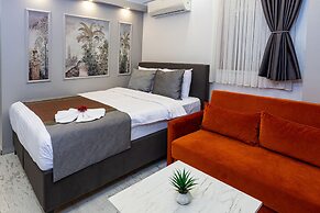 APOLLO HOTEL & APARTMENTS