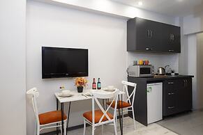 APOLLO HOTEL & APARTMENTS