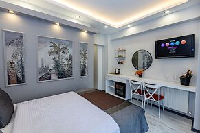 APOLLO HOTEL & APARTMENTS