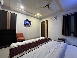 Hotel Tushar Residency