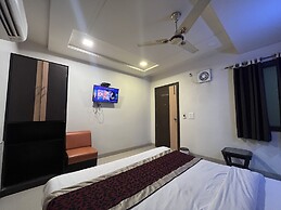 Hotel Tushar Residency