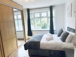 Impeccable 3-bed House in Nottingham Central