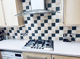 Impeccable 3-bed House in Nottingham Central