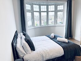 Impeccable 3-bed House in Nottingham Central