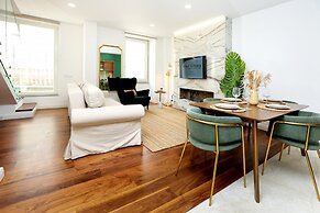 Green Faro Modern Duplex With A Bliss Terrace