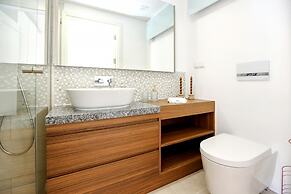 Green Faro Modern Duplex With A Bliss Terrace