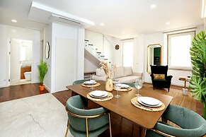 Green Faro Modern Duplex With A Bliss Terrace