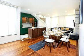 Green Gorgeous - 3 Bedroom Getaway in the Heart