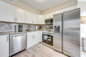 North Myrtle Beach Oasis w/ Community Pool!