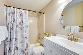 North Myrtle Beach Oasis w/ Community Pool!