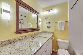 Florida Escape w/ Patio & Fire Pit, Near Beaches!